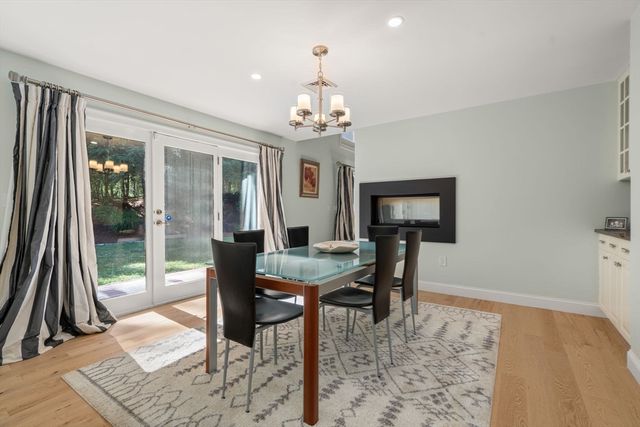 47 Dedham St, Sharon, MA 02067