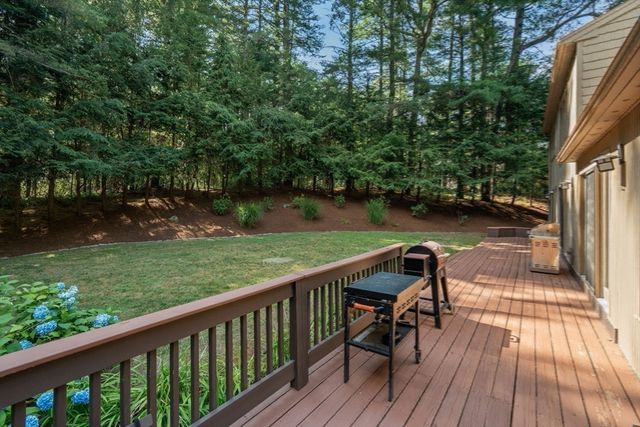 47 Dedham St, Sharon, MA 02067