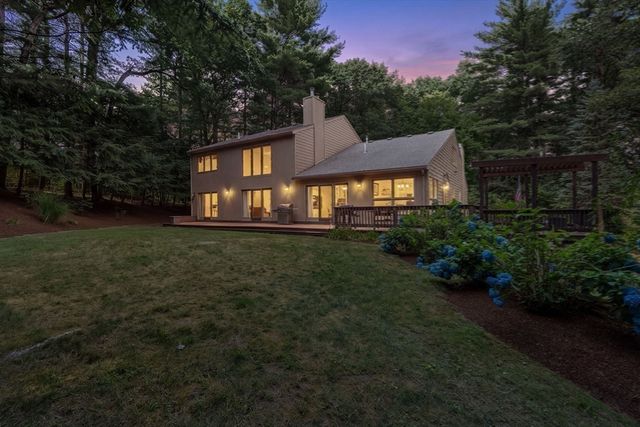 47 Dedham St, Sharon, MA 02067