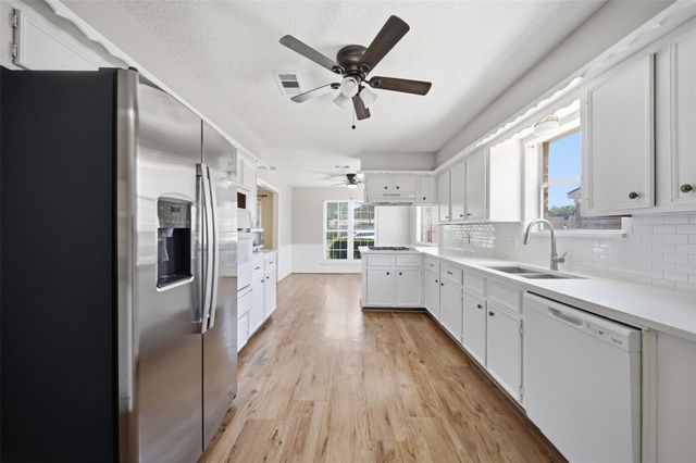 24015 Spring Mill Lane, Spring, TX 77373