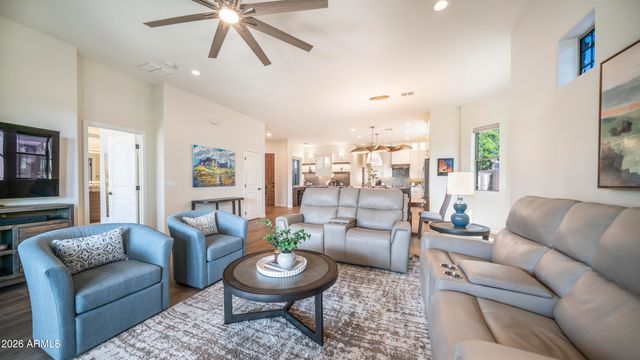 6202 E MCKELLIPS Road 287, Mesa, AZ 85215
