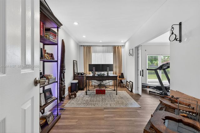8005 SW 106th St, Miami, FL 33156