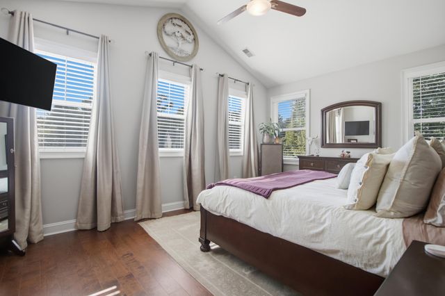 5138 Hyde Park Village Lane, North Charleston, SC 29405