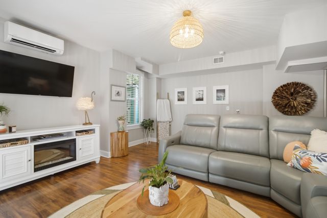 5138 Hyde Park Village Lane, North Charleston, SC 29405