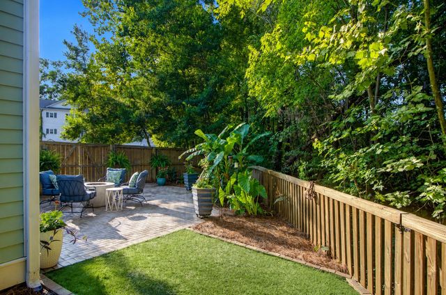 5138 Hyde Park Village Lane, North Charleston, SC 29405
