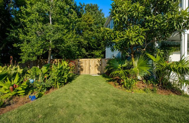 5138 Hyde Park Village Lane, North Charleston, SC 29405
