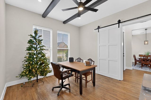 2904 Terrytown Drive, Ennis, TX 75119