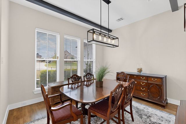 2904 Terrytown Drive, Ennis, TX 75119