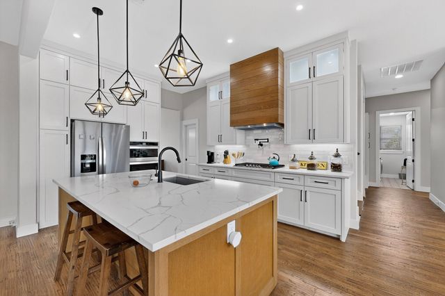 2904 Terrytown Drive, Ennis, TX 75119