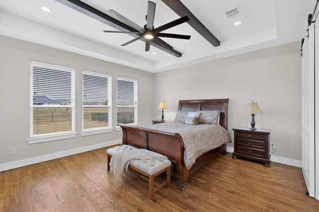 2904 Terrytown Drive, Ennis, TX 75119