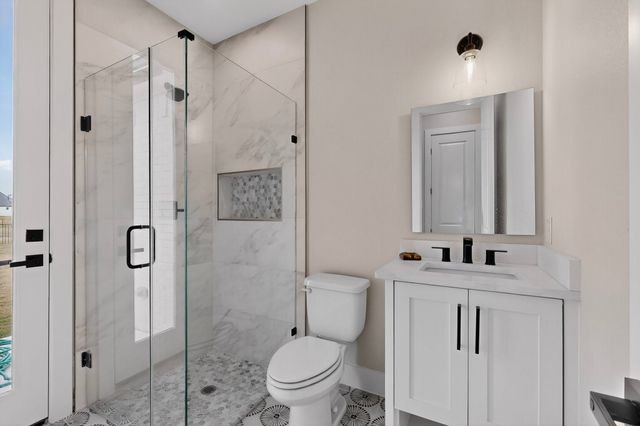 2904 Terrytown Drive, Ennis, TX 75119