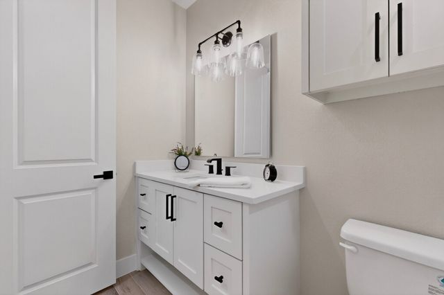 2904 Terrytown Drive, Ennis, TX 75119