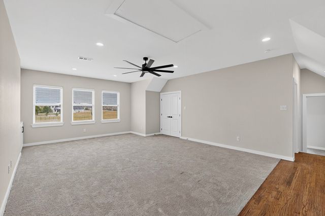 2904 Terrytown Drive, Ennis, TX 75119