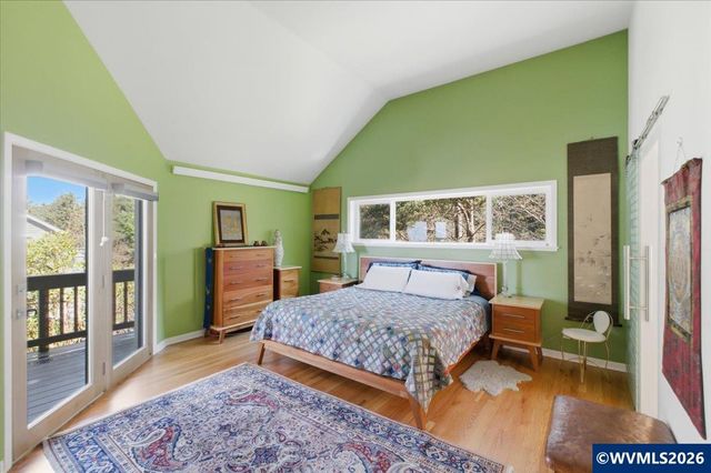 2540 NW Pacific St, Newport, OR 97365