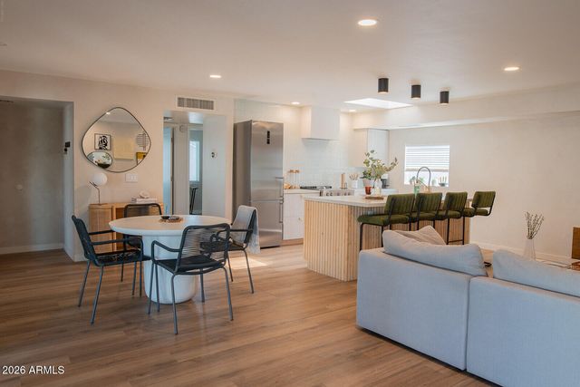 224 W ASPEN Avenue, Gilbert, AZ 85233