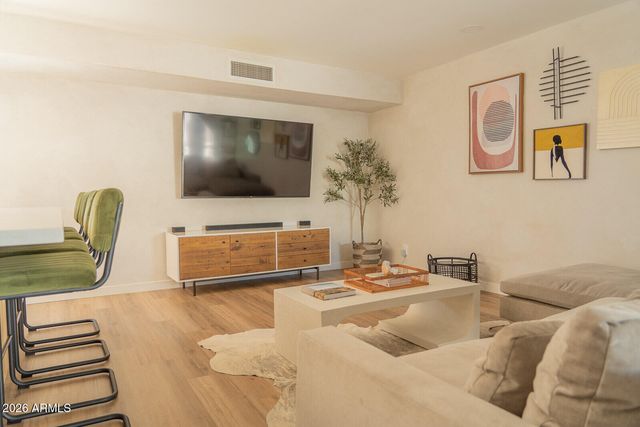 224 W ASPEN Avenue, Gilbert, AZ 85233