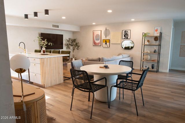 224 W ASPEN Avenue, Gilbert, AZ 85233