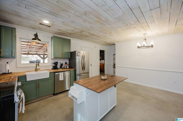 15440 COUNTY ROAD 51, Jemison, AL 35085