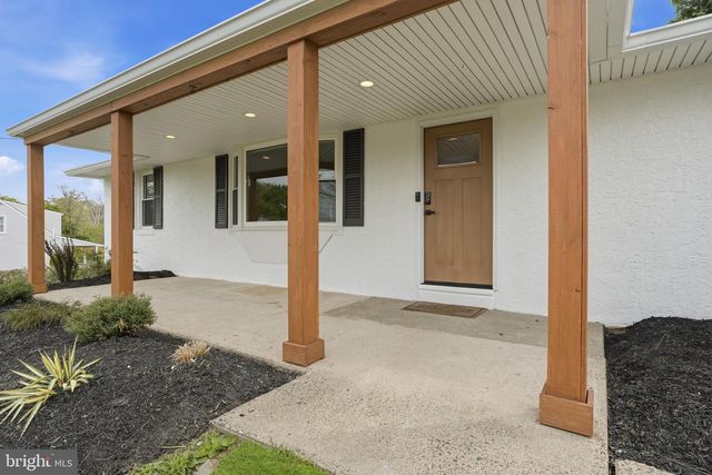 281 S CLEARVIEW AVE, Langhorne, PA 19047