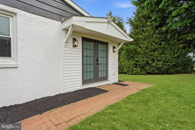 281 S CLEARVIEW AVE, Langhorne, PA 19047