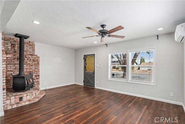 4742 W Avenue L12, Lancaster, CA 93536