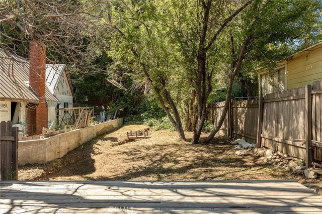 23035 Waters, Crestline, CA 92325