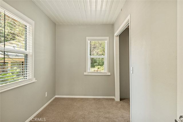 23035 Waters, Crestline, CA 92325