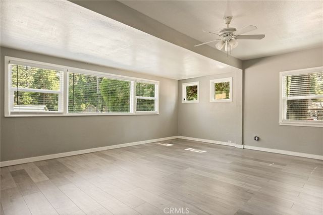 23035 Waters, Crestline, CA 92325