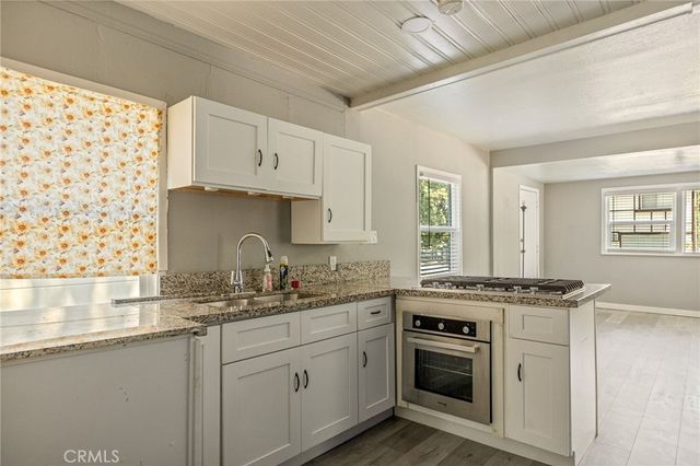 23035 Waters, Crestline, CA 92325