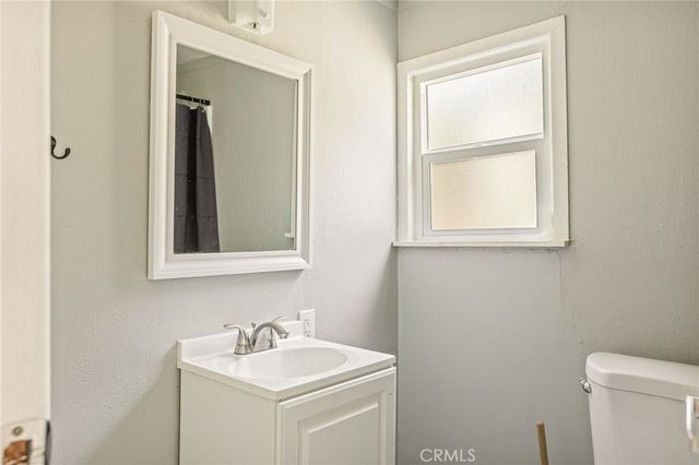 23035 Waters, Crestline, CA 92325