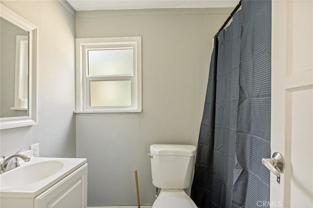 23035 Waters, Crestline, CA 92325