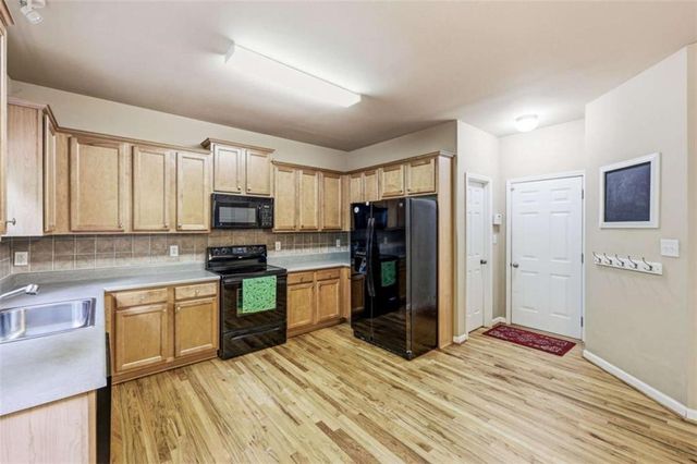 3970 Walnut Grove Way, Gainesville, GA 30506
