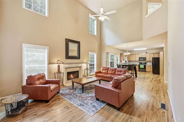 3970 Walnut Grove Way, Gainesville, GA 30506