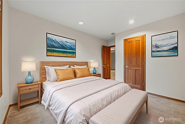 7810 175th Street SW, Edmonds, WA 98026