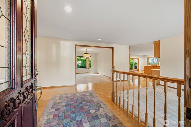 7810 175th Street SW, Edmonds, WA 98026