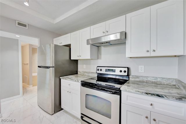 3340 N Key DR 2, North Fort Myers, FL 33903