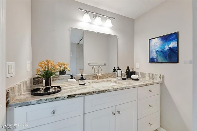 3340 N Key DR 2, North Fort Myers, FL 33903