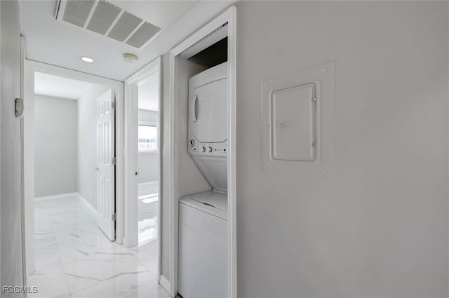 3340 N Key DR 2, North Fort Myers, FL 33903