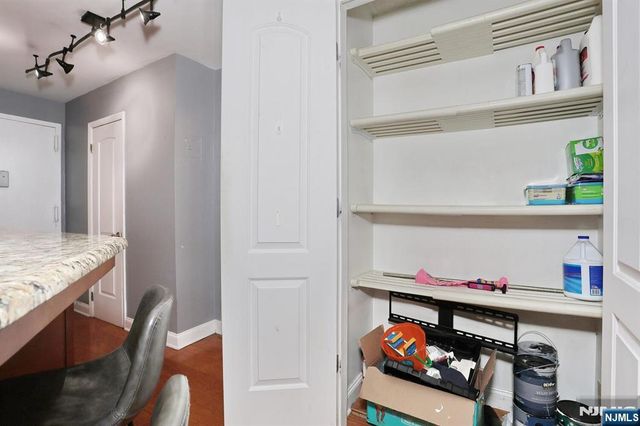 277 Prospect Avenue 18H, Hackensack, NJ 07601