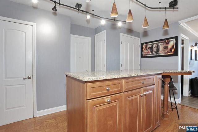 277 Prospect Avenue 18H, Hackensack, NJ 07601