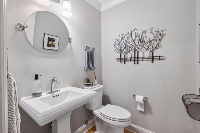 3308 W 55th Street, Edina, MN 55410
