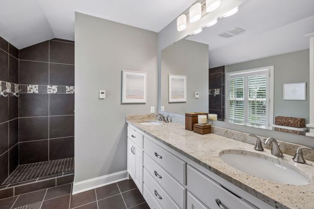 3308 W 55th Street, Edina, MN 55410