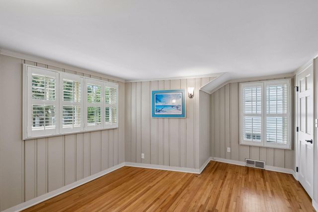 3308 W 55th Street, Edina, MN 55410