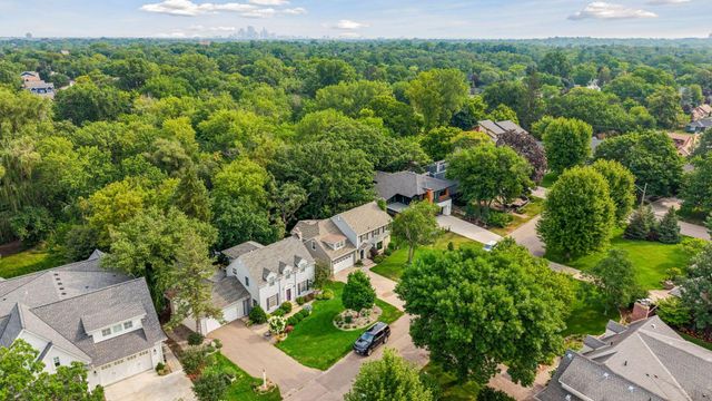 3308 W 55th Street, Edina, MN 55410