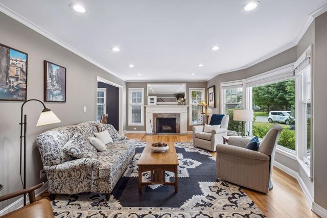 3308 W 55th Street, Edina, MN 55410