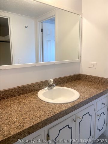 3462 Marty Circle, Hope Mills, NC 28348