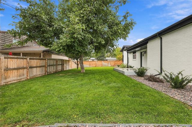 12362 W 60th Place, Arvada, CO 80004