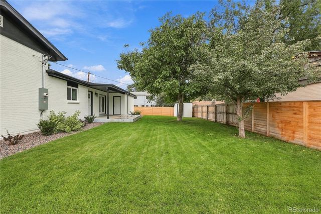 12362 W 60th Place, Arvada, CO 80004