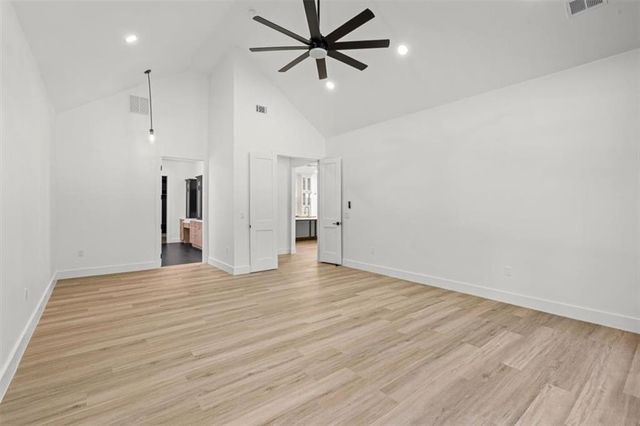 520 Rockbridge Road SW, Lilburn, GA 30047