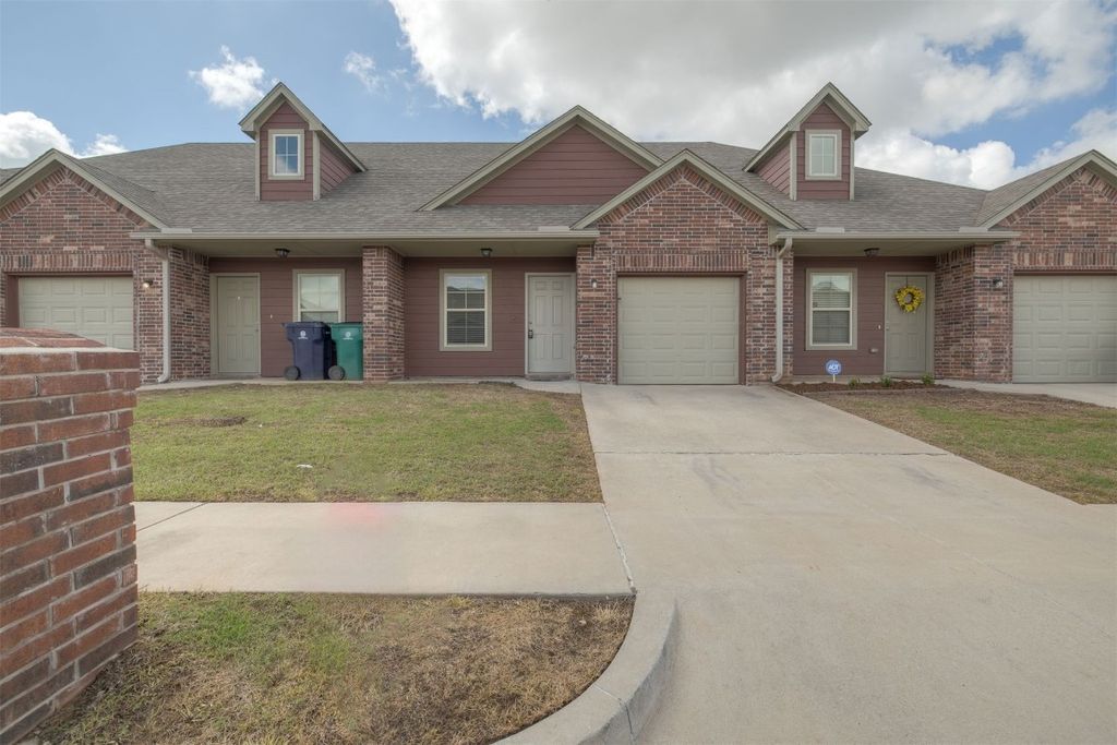 1020 SW 92nd Street, Oklahoma City, OK 73139